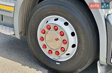 Тягач Scania P 2007 в 