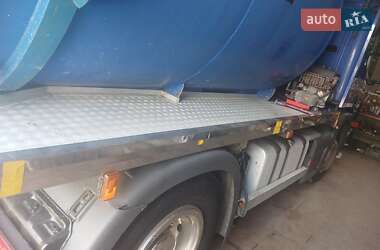 Машина ассенизатор (вакуумная) Scania P 2010 в 