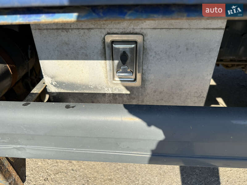 Контейнеровоз Scania P 2008 в Вінниці