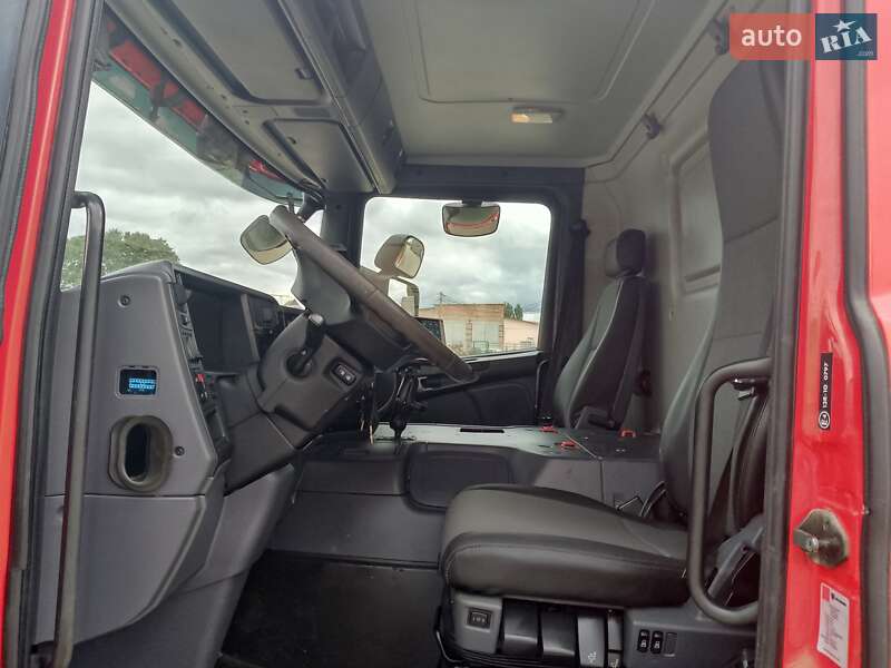 Сміттєвоз Scania P 2011 в Луцьку