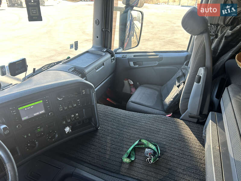 Автовоз Scania P 2016 в Мукачевому