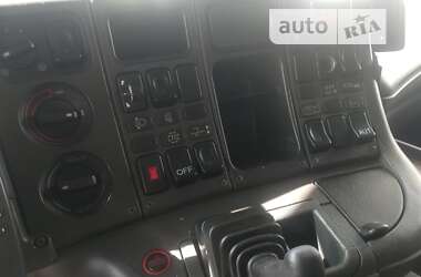 Вантажний фургон Scania R 114 2004 в 