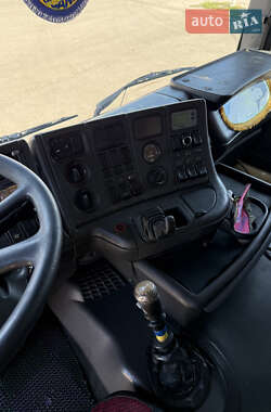 Тягач Scania R 114 2001 в 