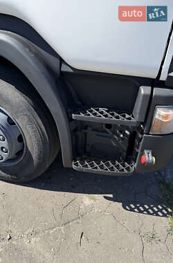 Тягач Scania R 114 2001 в 