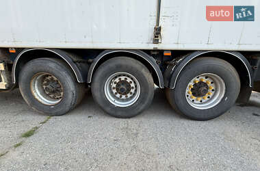 Тягач Scania R 124 2004 в 