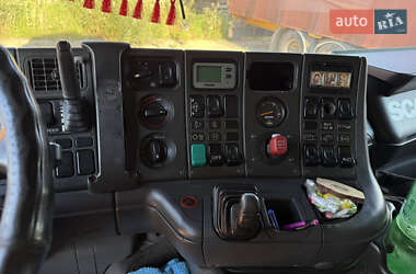 Тягач Scania R 124 2004 в 