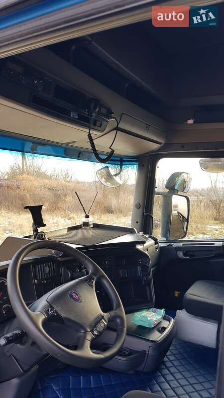 Тягач Scania R 400 2011 в 