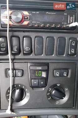 Тягач Scania R 420 2012 в 