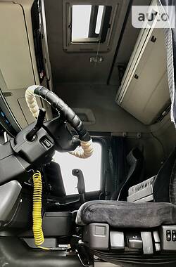 Тягач Scania R 440 2009 в 