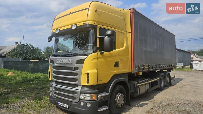 Контейнеровоз Scania R 440 2013 в 