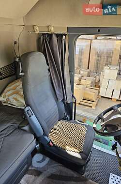 Контейнеровоз Scania R 440 2013 в 