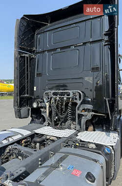 Тягач Scania R 450 2015 в 