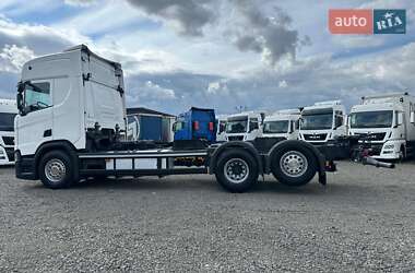 Контейнеровоз Scania R 450 2020 в 