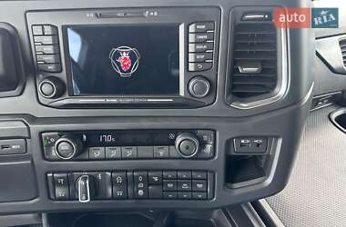 Контейнеровоз Scania R 450 2020 в 