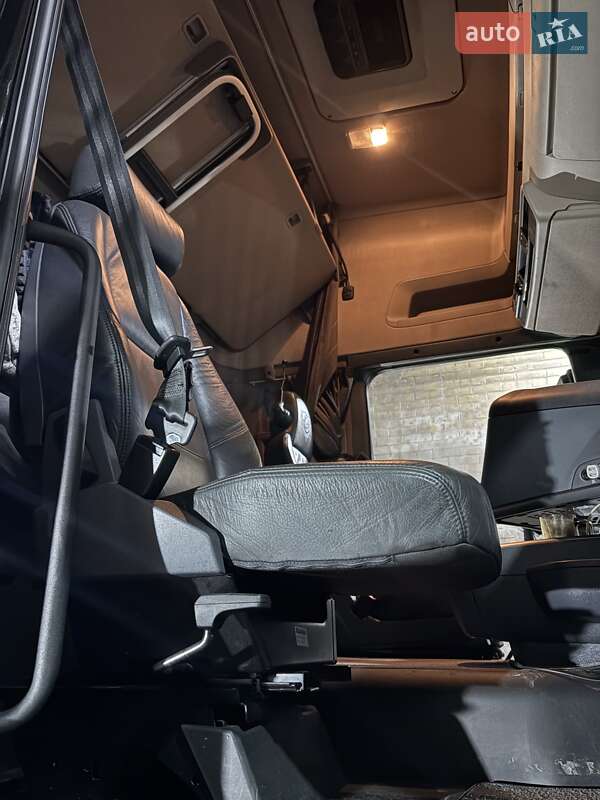 Тягач Scania R 450 2016 в Киеве фото 42 Тягач Scania R 450 2016 в Киеве