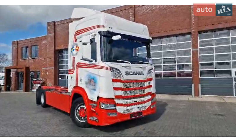 Контейнеровоз Scania R 580 2020 в 