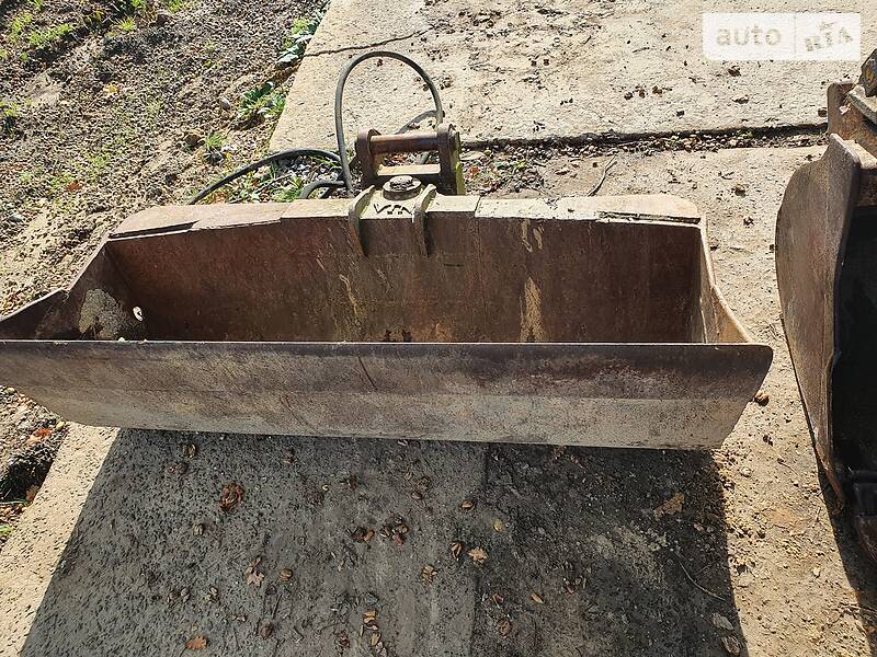 Колесный экскаватор Schaeff HML 1989 в Яворове