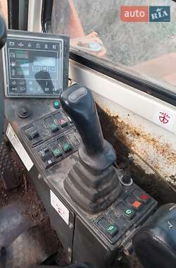 Колесный экскаватор Schaeff HML 1997 в 