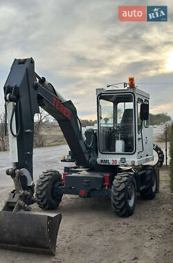 Колісний екскаватор Schaeff HML 1989 в Чернівцях