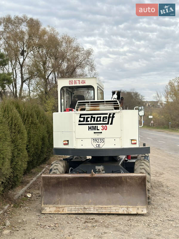 Колесный экскаватор Schaeff HML 1989 в Черновцах