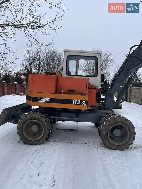 Колісний екскаватор Schaeff HML 1995 в Луцьку
