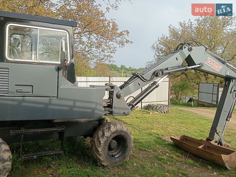 Экскаватор погрузчик Schaeff HML 1994 в Черновцах