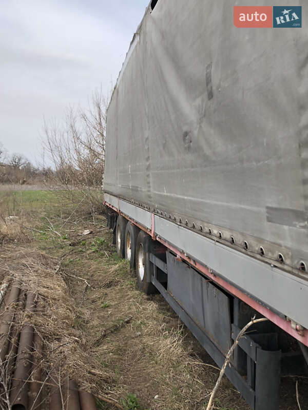 Тентованный борт (штора) - полуприцеп SCHMIDT SPR 1996 в Кривом Роге