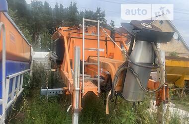 Пескоразбрасывающая машина SCHMIDT Stratos 2003 в 
