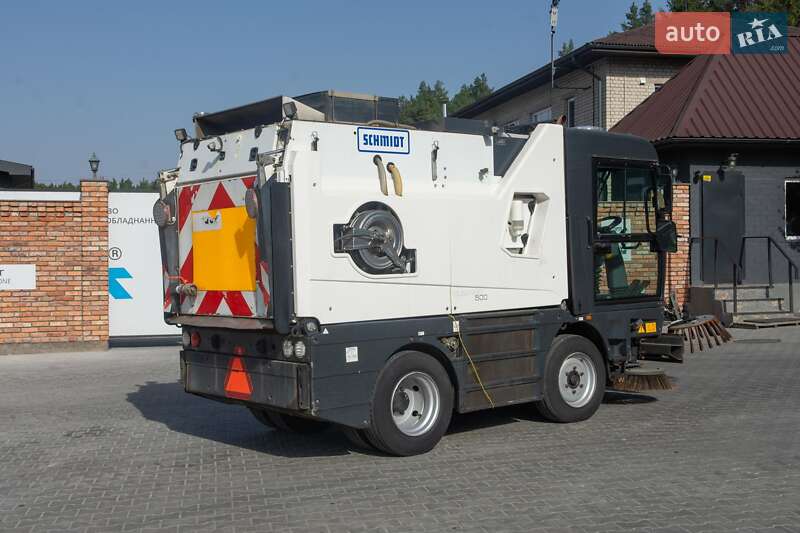 Подметальная машина SCHMIDT Swingo 2016 в Житомире фото 3 Подметальная машина SCHMIDT Swingo 2016 в Житомире