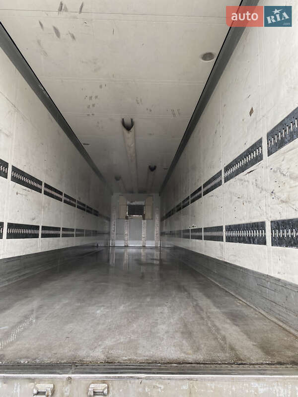 Рефрижератор напівпричіп Schmitz Cargobull BPW 2003 в Рівному