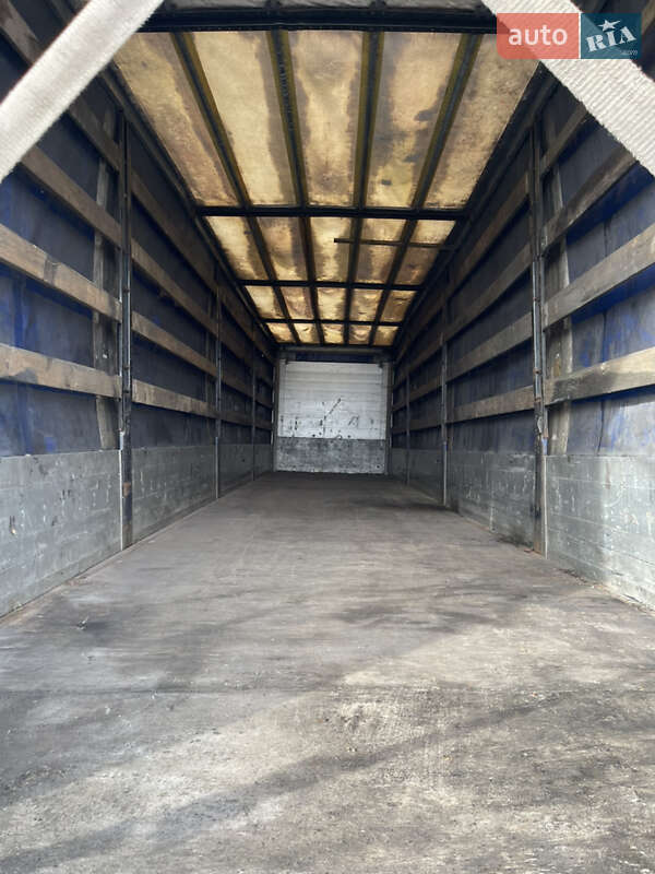 Бортовой полуприцеп Schmitz Cargobull Cargobull 1998 в Ратным