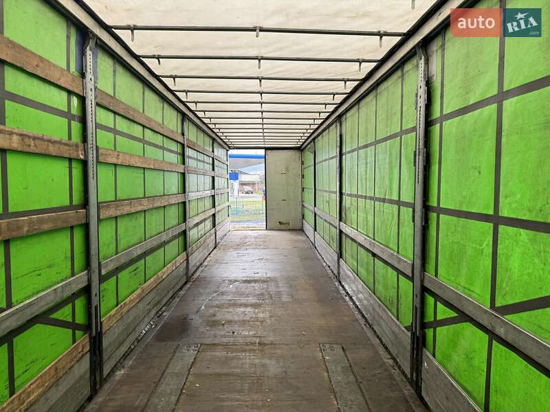 Тентованный борт (штора) - полуприцеп Schmitz Cargobull Cargobull 2015 в Хусте