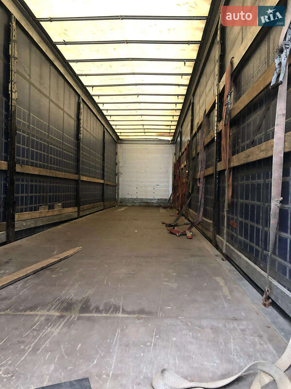 Тентованный борт (штора) - полуприцеп Schmitz Cargobull Cargobull 2012 в Луцке