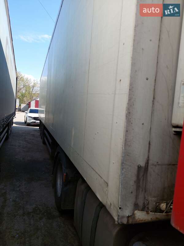Рефрижератор напівпричіп Schmitz Cargobull Cargobull 2009 в Дніпрі
