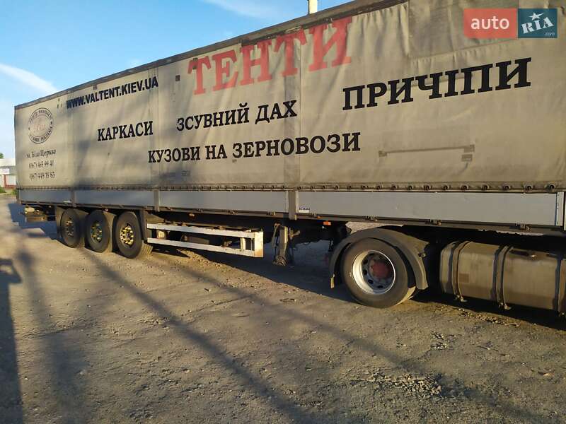 Тентованный борт (штора) - полуприцеп Schmitz Cargobull Cargobull 2001 в 