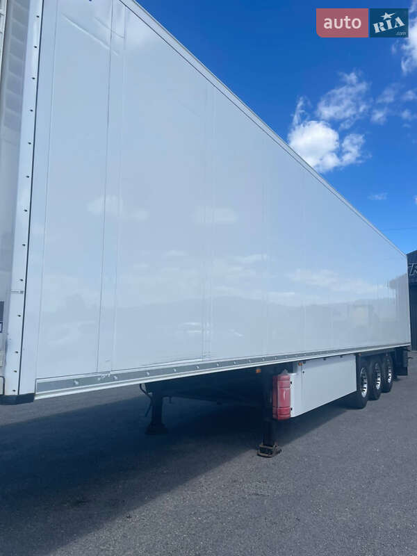 Рефрижератор полуприцеп Schmitz Cargobull Cargobull 2014 в Иршаве