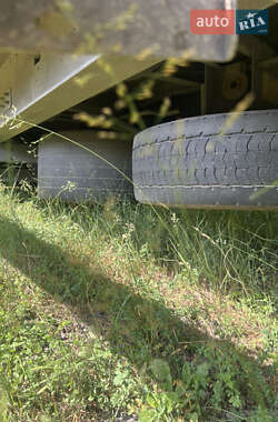 Бортовий напівпричіп Schmitz Cargobull Cargobull 2013 в 