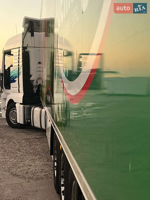 Рефрижератор полуприцеп Schmitz Cargobull Cargobull 2015 в Луцке