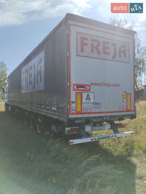 Тентований борт (штора) - напівпричіп Schmitz Cargobull Cargobull 2013 в Харкові