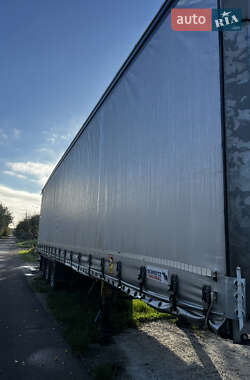 Бортовий напівпричіп Schmitz Cargobull Cargobull 2014 в 