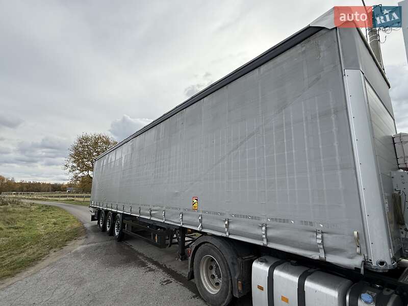 Тентований борт (штора) - напівпричіп Schmitz Cargobull Cargobull 2015 в Надвірній