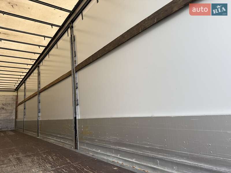 Тентованный борт (штора) - полуприцеп Schmitz Cargobull Cargobull 2012 в Надворной