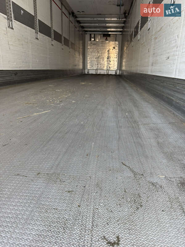 Рефрижератор полуприцеп Schmitz Cargobull Cargobull 2014 в Луцке