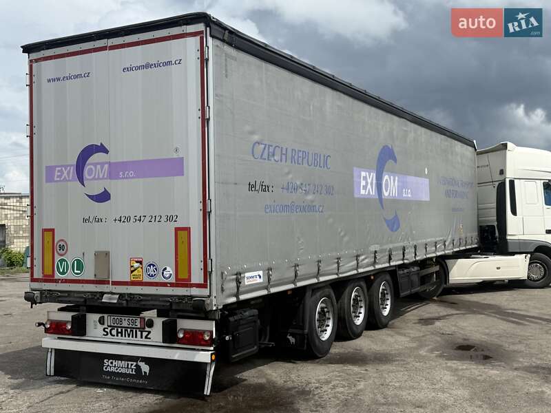 Бортовой полуприцеп Schmitz Cargobull Cargobull 2014 в Ровно