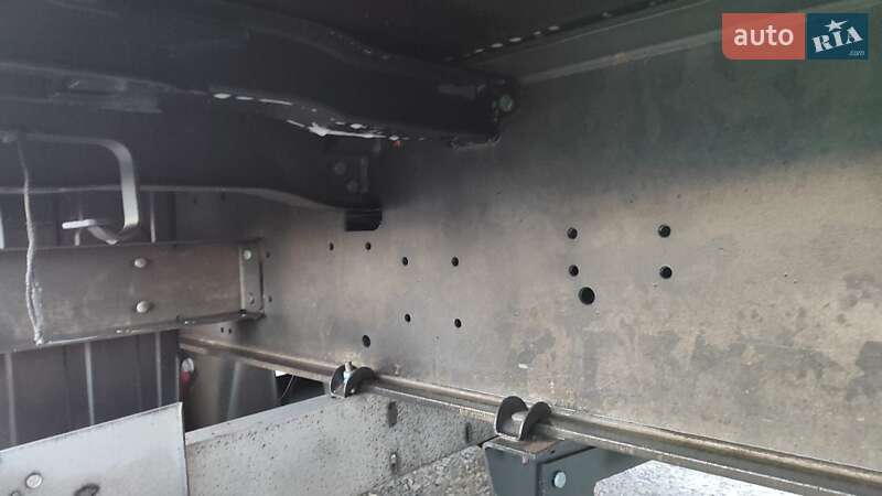 Тентованный борт (штора) - полуприцеп Schmitz Cargobull Cargobull 2014 в Киеве