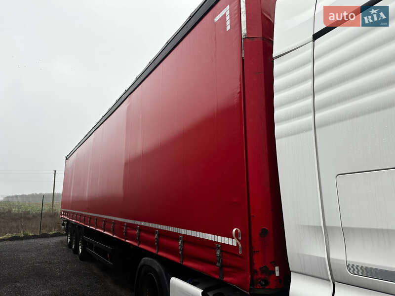 Тентований борт (штора) - напівпричіп Schmitz Cargobull Cargobull 2011 в Умані