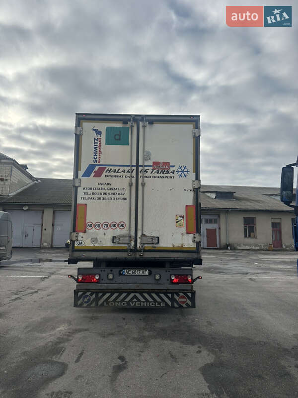 Рефрижератор полуприцеп Schmitz Cargobull Cargobull 2004 в Умани
