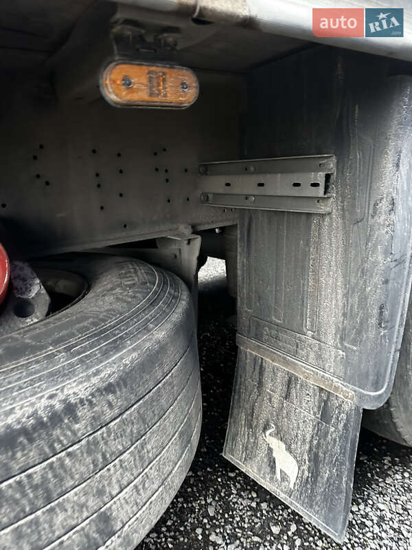 Тентований борт (штора) - напівпричіп Schmitz Cargobull Cargobull 2011 в Умані