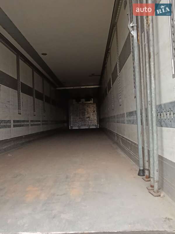 Изотермическая будка Schmitz Cargobull Cargobull 2007 в Рокитном