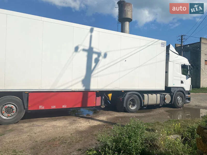 Рефрижератор полуприцеп Schmitz Cargobull Cargobull 2005 в Виннице